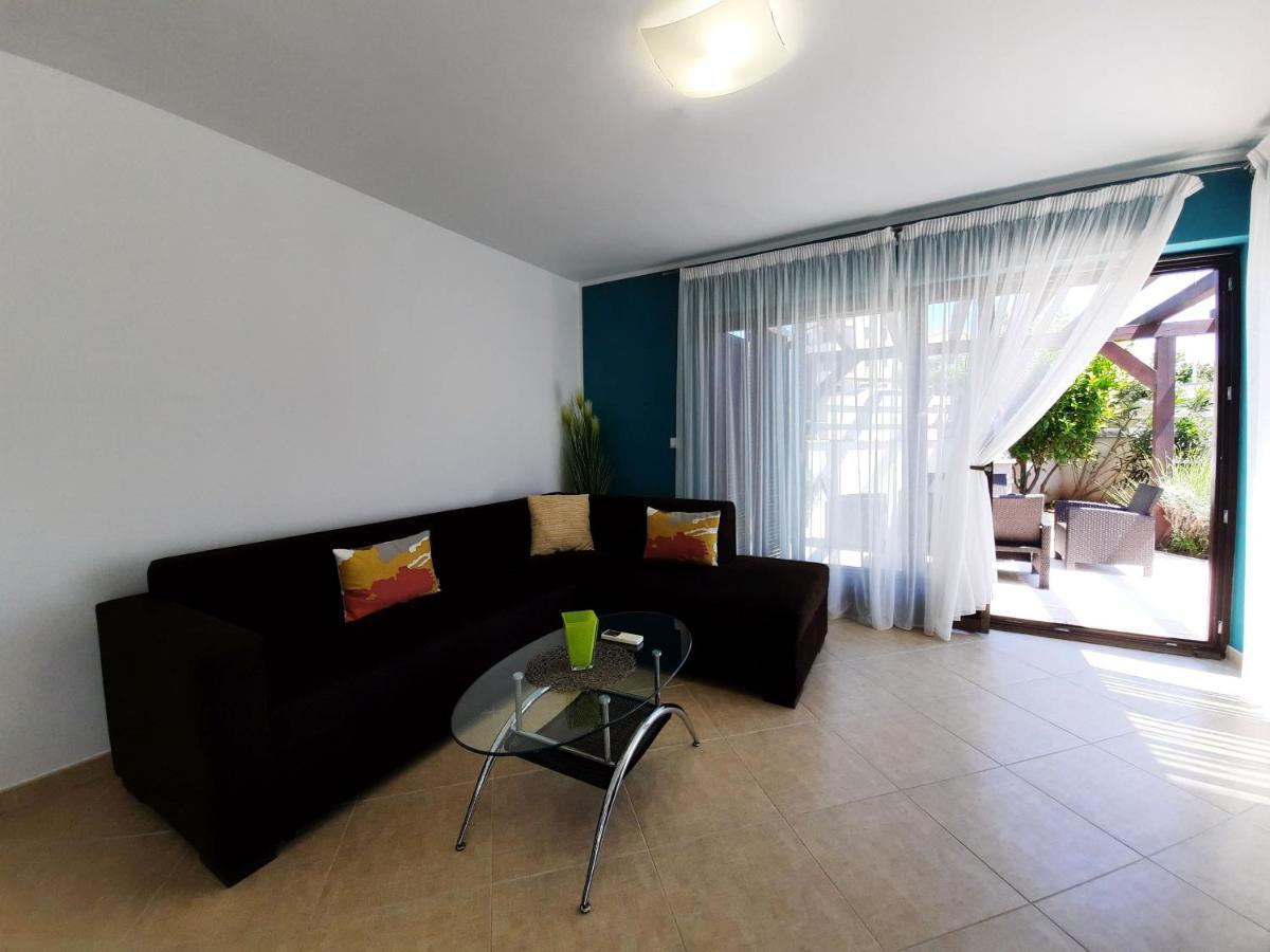 Maslina Apartment Premantura Kültér fotó